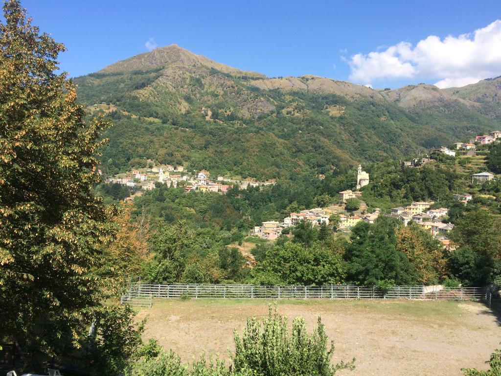Agriturismo La Taverna Del Nonno Borzonasca Екстериор снимка