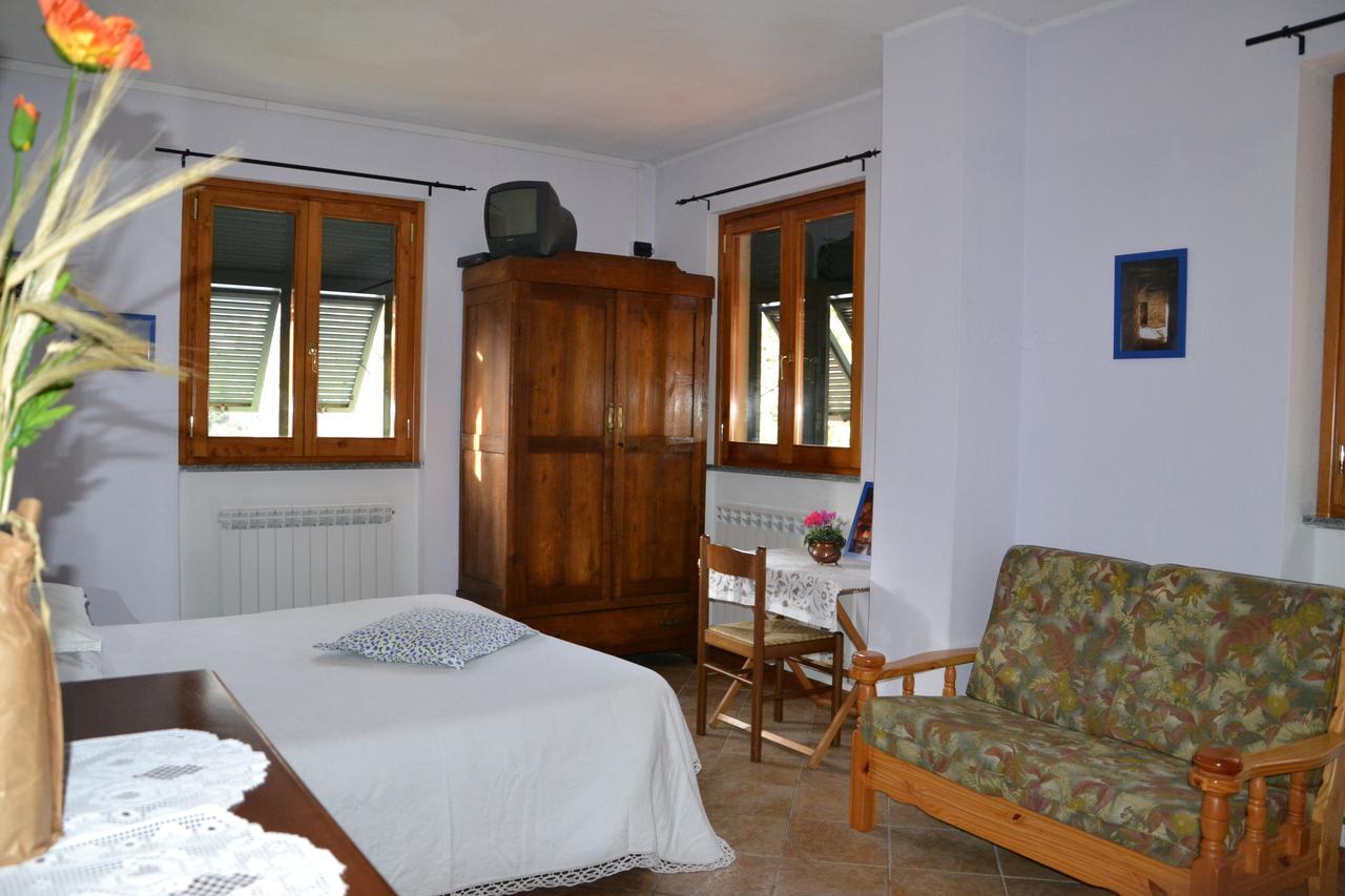 Agriturismo La Taverna Del Nonno Borzonasca Екстериор снимка
